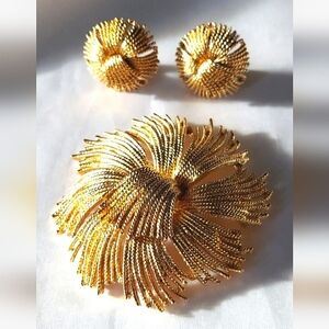 Vintage 1980s MONET Cordelia Gold Tone Statement Set (Brooch and Earrings)